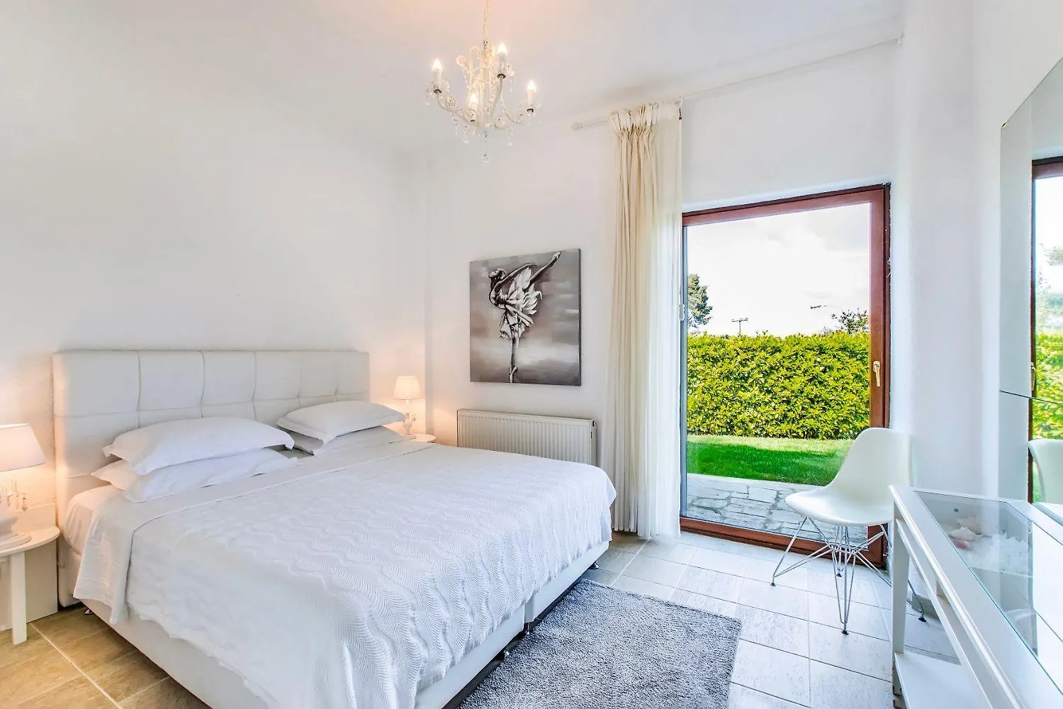 The Sani Jewels, Villa Urania