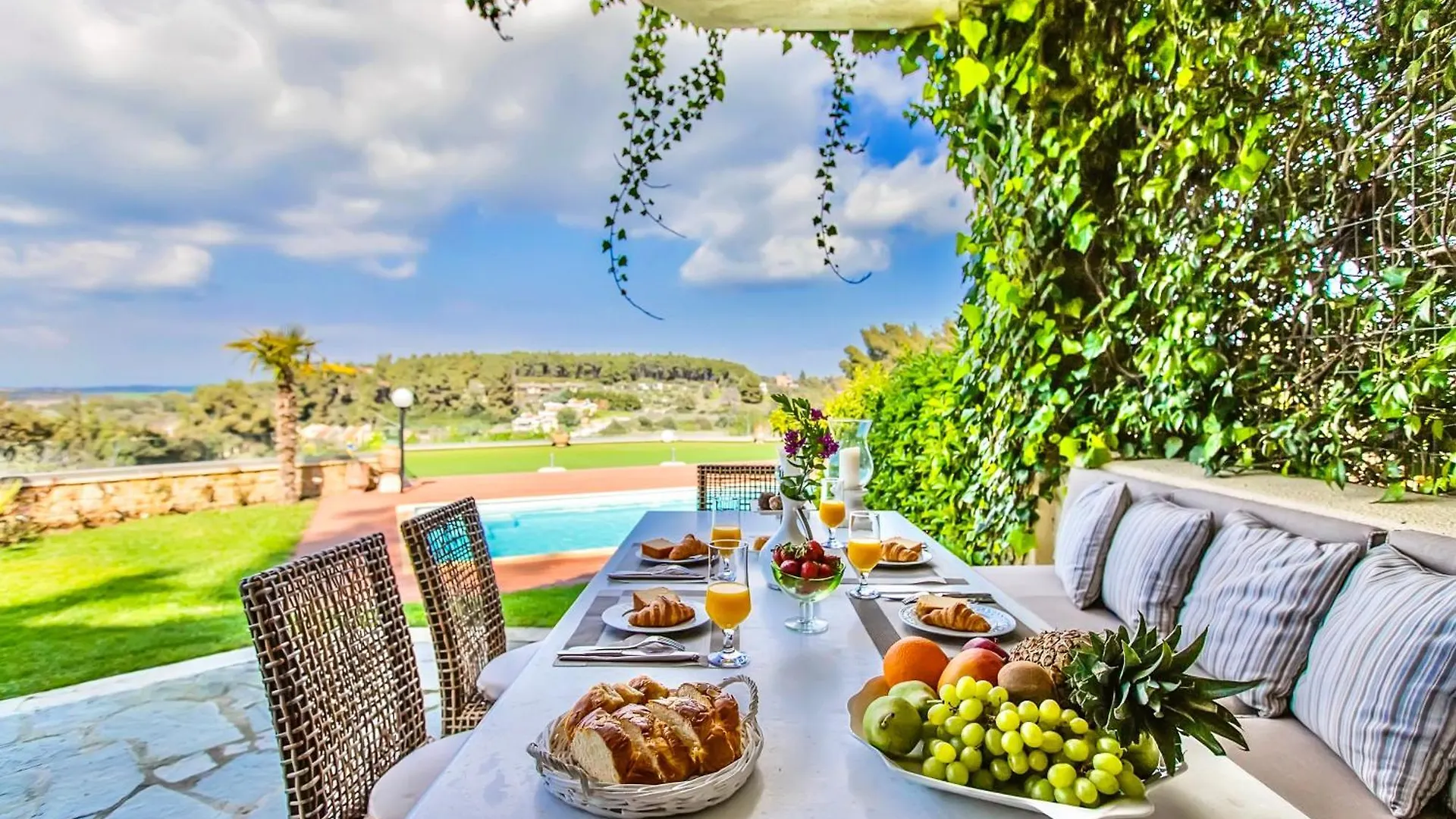 The Sani Jewels, Villa Urania Greece